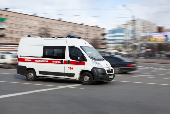 В центре Петербурга с пятого этажа выпал четырехлетний ребенок